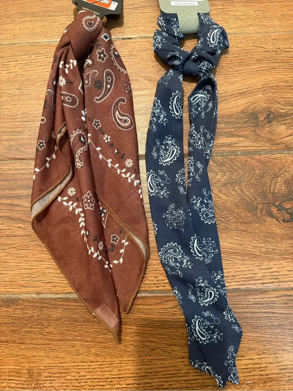 ✨Bundle nOir Brown Paisley Bandana Scarf & Berry Navy Paisley Hair Tie Set